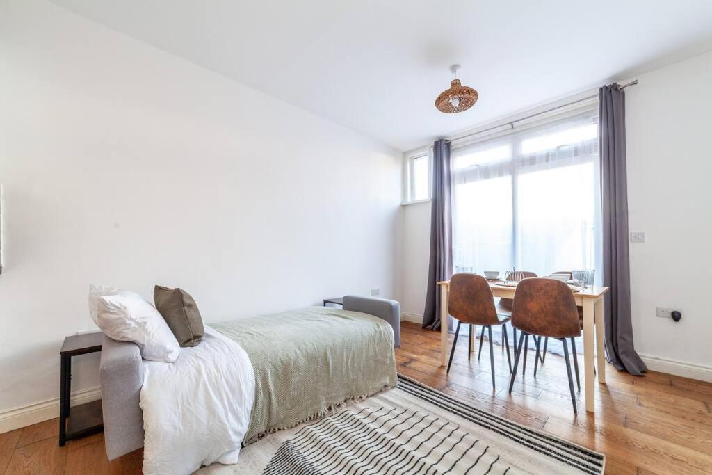 Appartamento Sleek & Modern 2 Bd In - Sleeps 7 - Parking